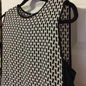 Zara Geometric Printed Top